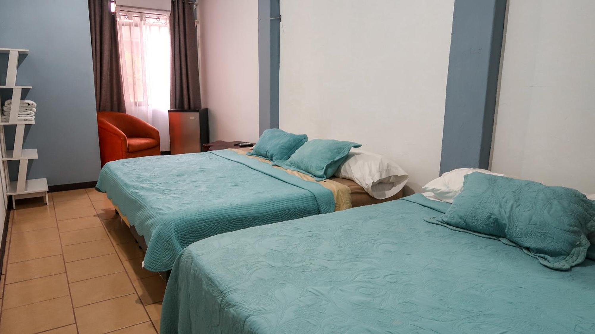 Hotel Hoja De Oro Corcovado Puerto Jiménez Zimmer foto